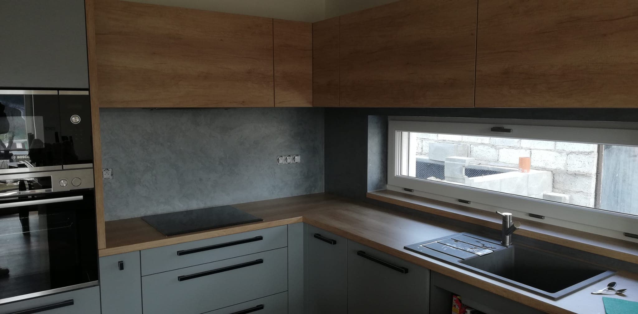 Stěrka šedá použítá v kuchyni